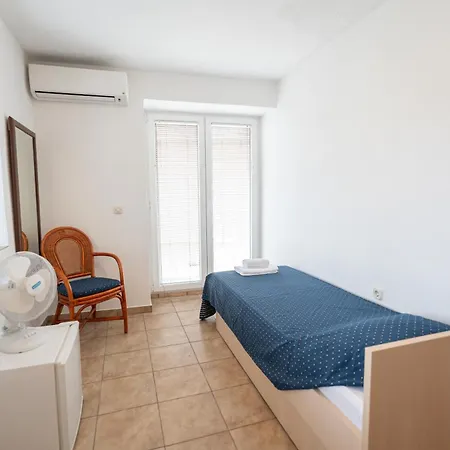 Ena Kuca Za Odmor Vikendica Ston